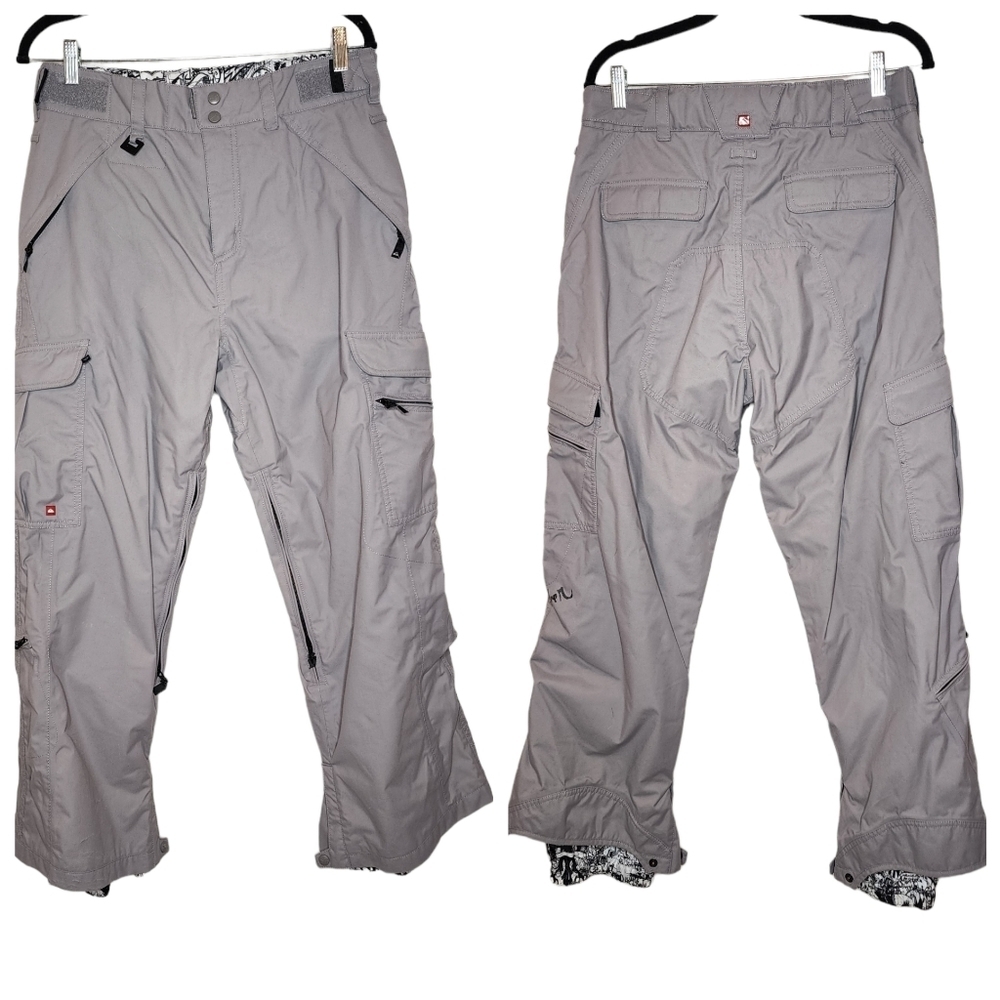 Quicksilver grey ski, snowboarding pants.